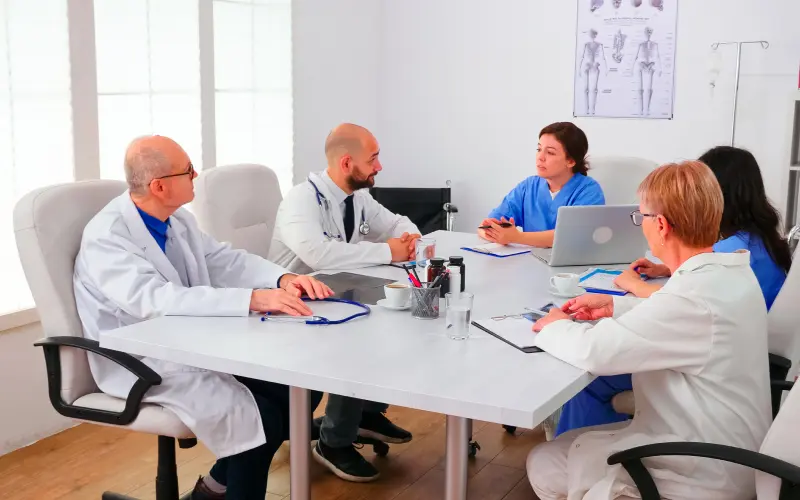 Мультидисциплинарный консилиум специалистов в Медицинский центр Сураски (Ихилов)